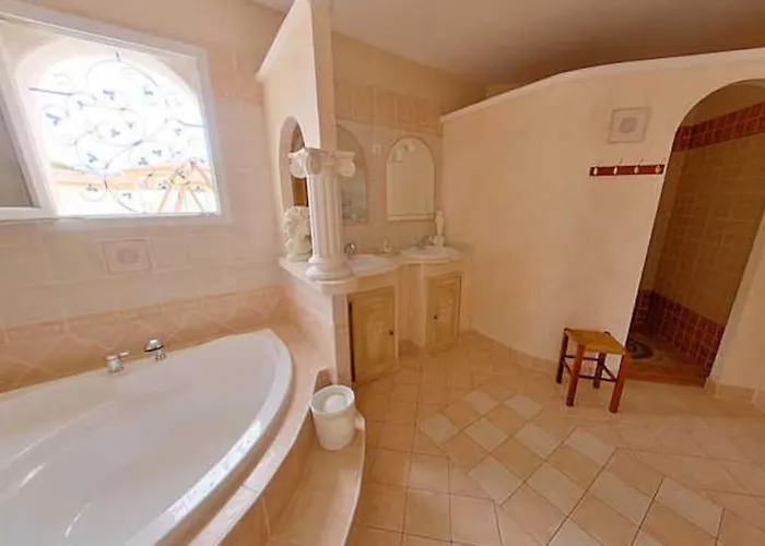 Soleil - Large With Pool&garden Near Pezenas