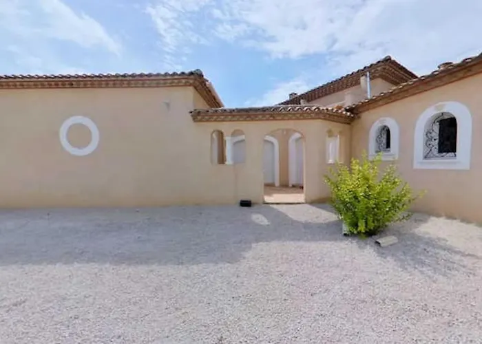 Ferienhaus Soleil - Large With Pool&garden Near Pezenas *